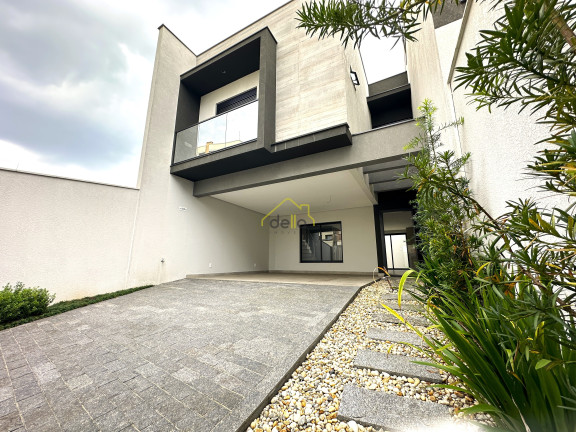 Imagem Casa com 3 Quartos à Venda, 153 m² em América - Joinville Imagem Casa com 3 Quartos à Venda, 153 m² em América - Joinville