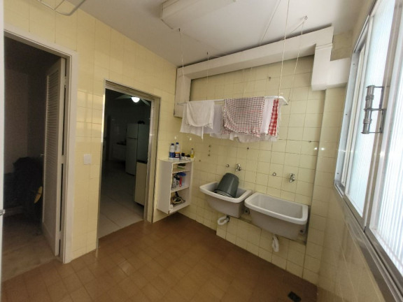 Imagem Apartamento com 3 Quartos à Venda, 140 m² em Pitangueiras - Guarujá