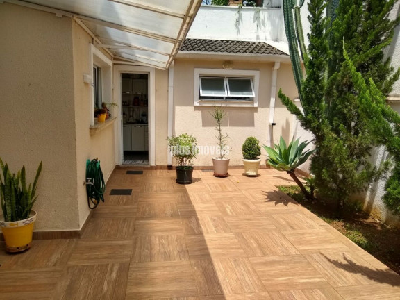 Imagem Casa com 4 Quartos à Venda, 242 m² em Jardim Prudência - São Paulo Imagem Casa com 4 Quartos à Venda, 242 m² em Jardim Prudência - São Paulo