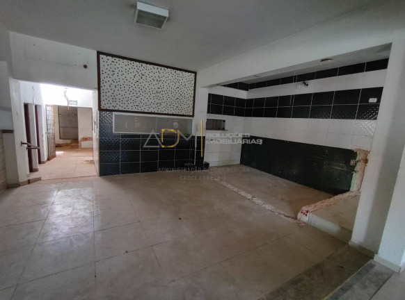 Imagem Sala Comercial à Venda, 650 m² em Vila São Lúcio - Botucatu