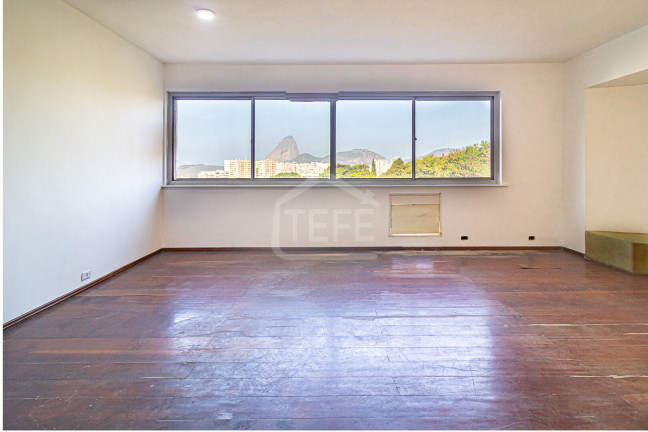 Cobertura com 4 Quartos à Venda, 270 m² em Laranjeiras - Rio De Janeiro