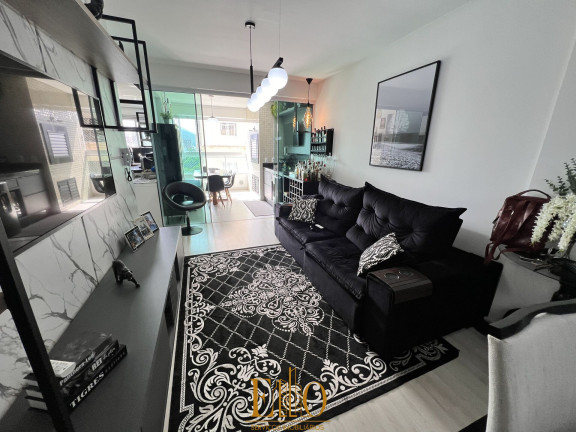 Apartamento com 3 Quartos à Venda, 110 m² em Meia Praia - Itapema