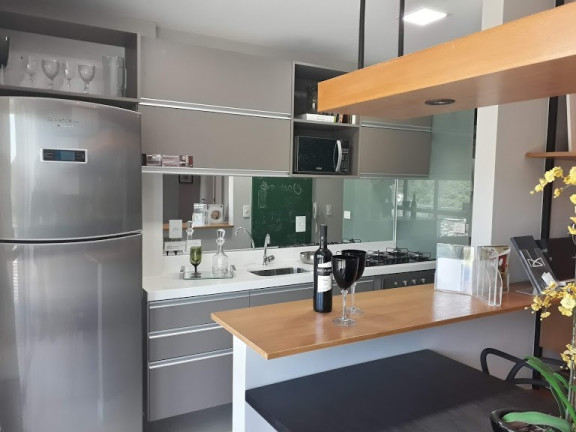 Imagem Apartamento com 2 Quartos à Venda, 79 m²