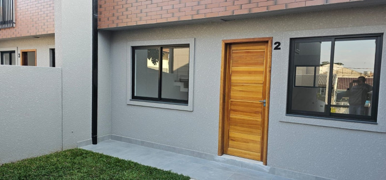 Imagem Casa com 3 Quartos à Venda, 100 m² em Santa Cândida - Curitiba