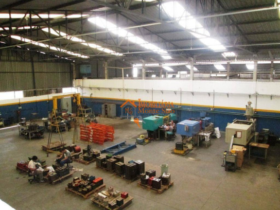 Galpão à Venda, 2.230 m² em Cumbica - Guarulhos