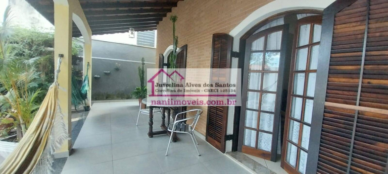 Imagem Casa com 3 Quartos à Venda, 360 m² em Pontal De Santa Marina - Caraguatatuba Imagem Casa com 3 Quartos à Venda, 360 m² em Pontal De Santa Marina - Caraguatatuba