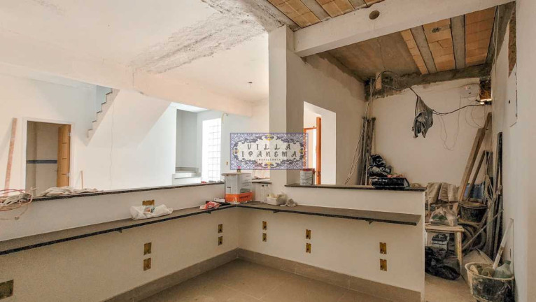 Imagem Casa com 12 Quartos à Venda, 250 m² em Tijuca - Rio De Janeiro Imagem Casa com 12 Quartos à Venda, 250 m² em Tijuca - Rio De Janeiro