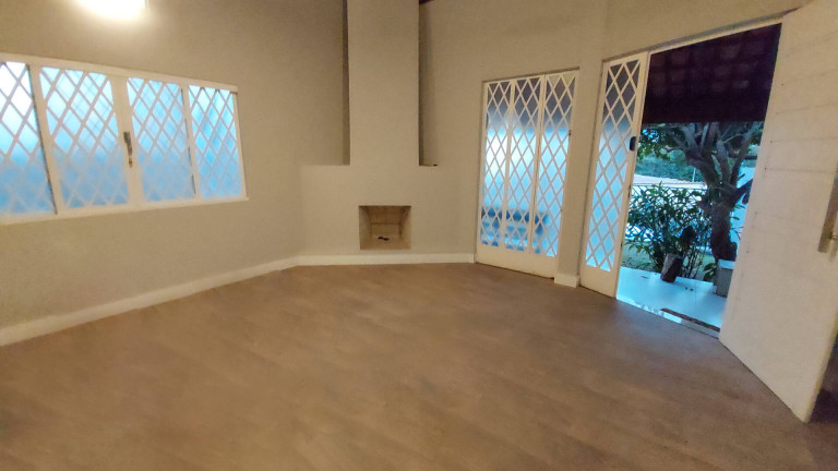Casa com 4 Quartos à Venda, 320 m² em Jardim Do Lago - Atibaia