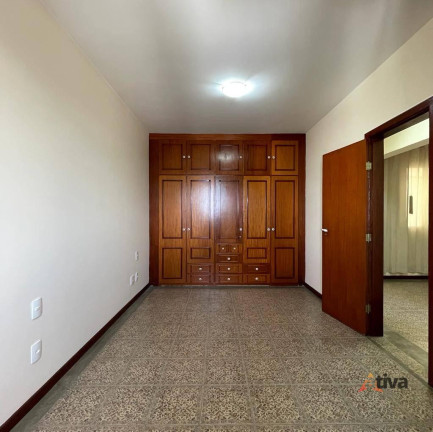 Imagem Apartamento com 2 Quartos à Venda, 120 m²
