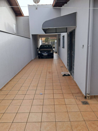 Imagem Casa com 3 Quartos à Venda, 190 m² em Jardim Dos Estados - Londrina