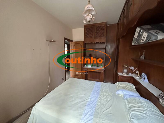 Imagem Apartamento com 4 Quartos à Venda, 140 m² em Tijuca - Rio De Janeiro Imagem Apartamento com 4 Quartos à Venda, 140 m² em Tijuca - Rio De Janeiro