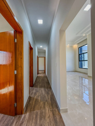 Imagem Casa com 3 Quartos à Venda, 360 m² em Parque São Cristóvão - Taubaté