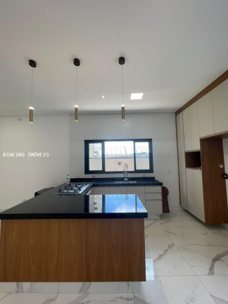 Imagem Casa com 3 Quartos à Venda, 140 m² em Villas Do Jaguari - Santana De Parnaíba Imagem Casa com 3 Quartos à Venda, 140 m² em Villas Do Jaguari - Santana De Parnaíba