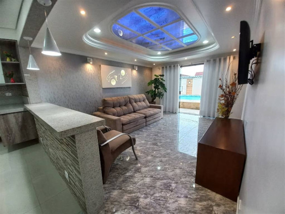Imagem Casa com 5 Quartos à Venda, 450 m² em Balneário Flórida - Praia Grande Imagem Casa com 5 Quartos à Venda, 450 m² em Balneário Flórida - Praia Grande