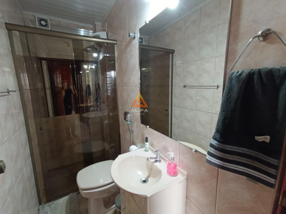 Imagem Casa de Condomínio com 4 Quartos à Venda, 240 m² Imagem Casa de Condomínio com 4 Quartos à Venda, 240 m²