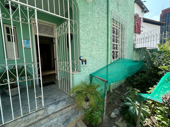 Imagem Casa com 7 Quartos para Alugar, 210 m² em Canela - Salvador Imagem Casa com 7 Quartos para Alugar, 210 m² em Canela - Salvador