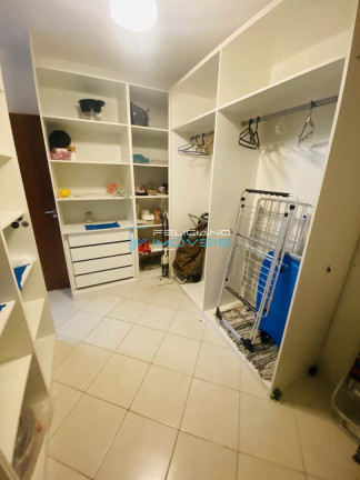 Imagem Apartamento com 3 Quartos à Venda, 160 m² em Ocian - Praia Grande