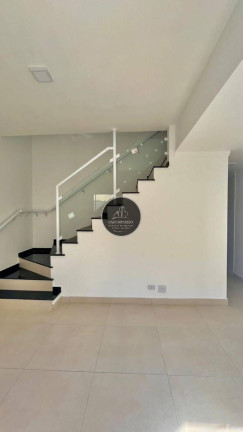 Imagem Casa com 2 Quartos à Venda, 100 m² em Plataforma - Mongaguá