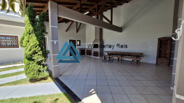 Imagem Casa com 3 Quartos à Venda, 400 m² em Ingleses Do Rio Vermelho - Florianópolis Imagem Casa com 3 Quartos à Venda, 400 m² em Ingleses Do Rio Vermelho - Florianópolis