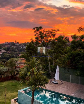 Imagem Casa com 4 Quartos para Alugar, 550 m² em Nova Fazendinha - Carapicuíba