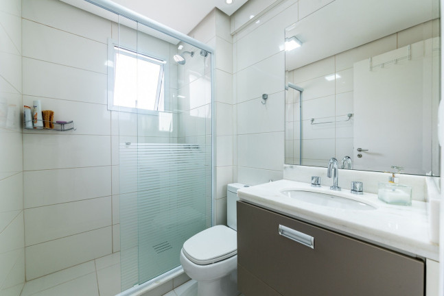 Imagem Apartamento com 2 Quartos à Venda, 111 m² em Menino Deus - Porto Alegre Imagem Apartamento com 2 Quartos à Venda, 111 m² em Menino Deus - Porto Alegre