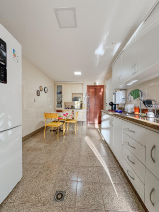 Imagem Imóvel com 3 Quartos à Venda, 119 m² em Jardim Da Penha - Vitória Imagem Imóvel com 3 Quartos à Venda, 119 m² em Jardim Da Penha - Vitória