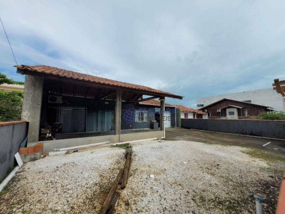 Imagem Casa com 3 Quartos à Venda, 130 m² em Armação - Penha Imagem Casa com 3 Quartos à Venda, 130 m² em Armação - Penha