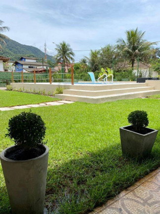 Casa com 4 Quartos à Venda, 589 m² em Lazaro - Ubatuba