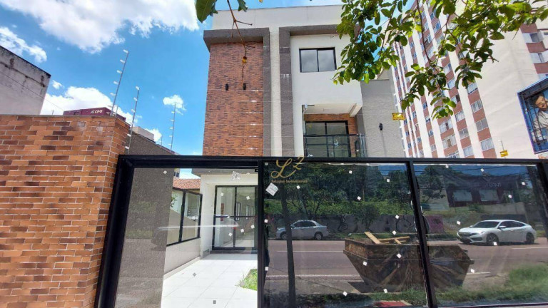 Imagem Apartamento com 1 Quarto para Alugar, 39 m² em Centro Cívico - Curitiba Imagem Apartamento com 1 Quarto para Alugar, 39 m² em Centro Cívico - Curitiba