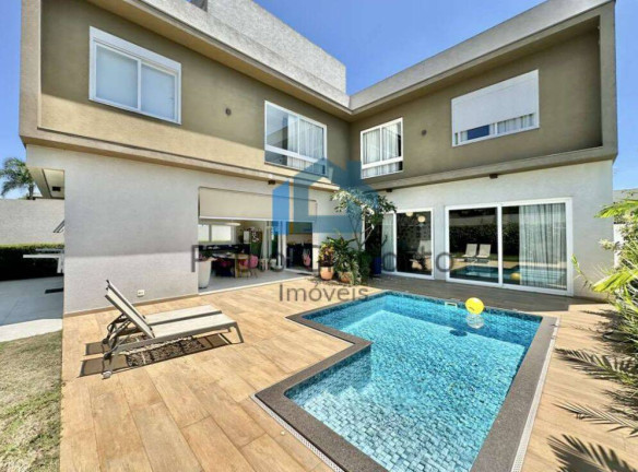 Casa de Condomínio com 4 Quartos à Venda, 345 m² em Granja Viana - Carapicuíba