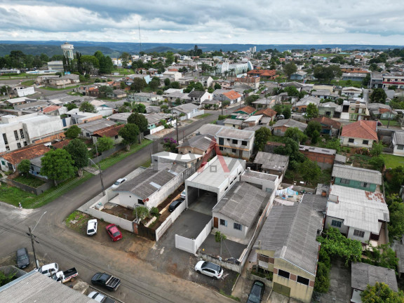 Imóvel Comercial à Venda, 107 m² em Santana - Guarapuava