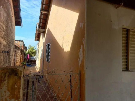 Imagem Casa com 4 Quartos à Venda, 90 m² em Vila Maria - Botucatu
