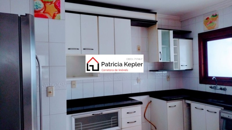 Imagem Apartamento com 4 Quartos à Venda, 150 m² em Jardim Itu - Porto Alegre Imagem Apartamento com 4 Quartos à Venda, 150 m² em Jardim Itu - Porto Alegre