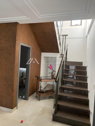 Imagem Casa com 5 Quartos à Venda, 400 m² em De Lourdes - Fortaleza