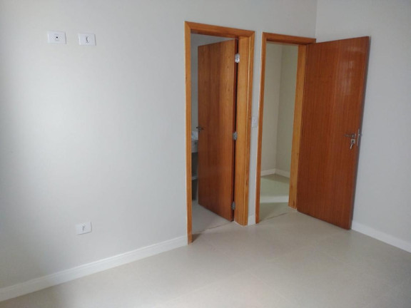 Imagem Casa com 3 Quartos à Venda, 132 m² em Flórida - Praia Grande Imagem Casa com 3 Quartos à Venda, 132 m² em Flórida - Praia Grande
