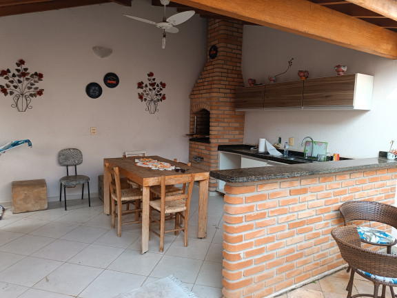Imagem Casa com 3 Quartos à Venda, 192 m² em Vila Suíça - Indaiatuba Imagem Casa com 3 Quartos à Venda, 192 m² em Vila Suíça - Indaiatuba