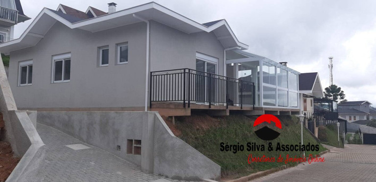 Imagem Casa com 3 Quartos à Venda, em Campos Do Jordão Imagem Casa com 3 Quartos à Venda, em Campos Do Jordão