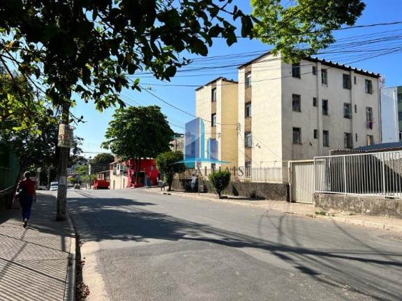 Imagem Imóvel com 2 Quartos à Venda, 45 m² em Industrial - Contagem