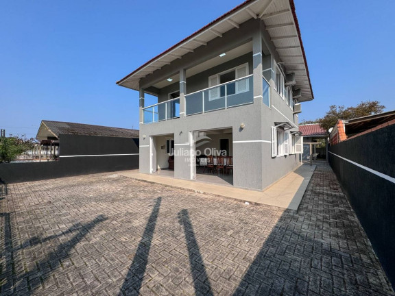 Imagem Sobrado com 5 Quartos à Venda, 211 m² em Barra Do Sai - Itapoá Imagem Sobrado com 5 Quartos à Venda, 211 m² em Barra Do Sai - Itapoá
