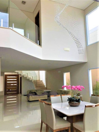 Imagem Casa com 3 Quartos à Venda, 396 m² em Campinas Imagem Casa com 3 Quartos à Venda, 396 m² em Campinas