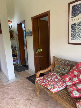 Imagem Casa de Condomínio com 5 Quartos à Venda, 360 m²