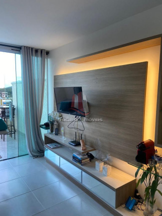 Imagem Imóvel com 4 Quartos à Venda, 400 m² em Cabo Frio