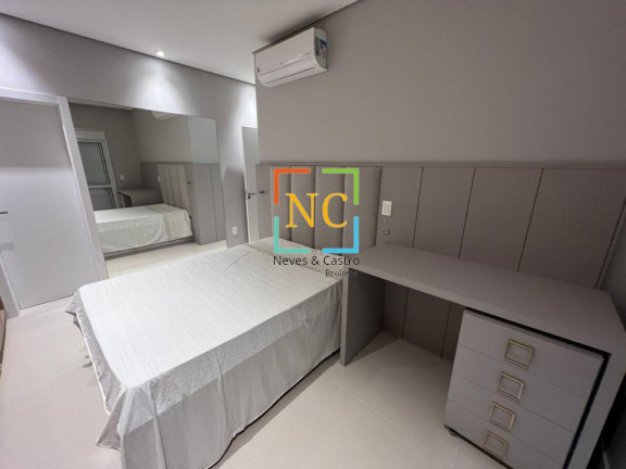 Imagem Imóvel com 3 Quartos à Venda, 215 m² em Barreiros - São José