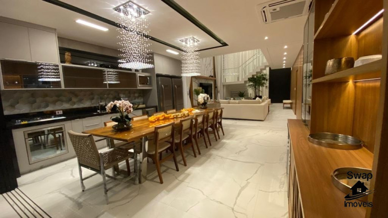 Imagem Casa com 6 Quartos à Venda, em Riviera - Bertioga Imagem Casa com 6 Quartos à Venda, em Riviera - Bertioga