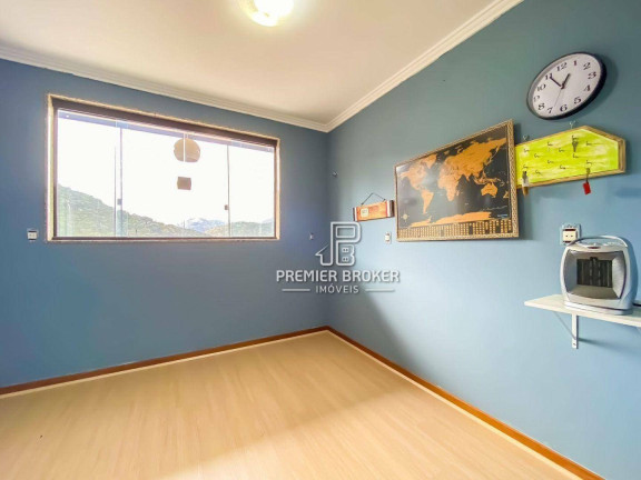 Imagem Casa com 3 Quartos à Venda, 300 m² em Albuquerque - Teresópolis Imagem Casa com 3 Quartos à Venda, 300 m² em Albuquerque - Teresópolis