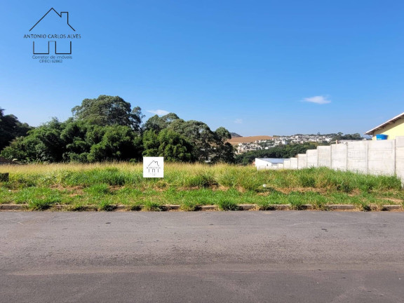 Imagem Terreno à Venda, 750 m² em Lagos De Santa Helena - Bragança Paulista