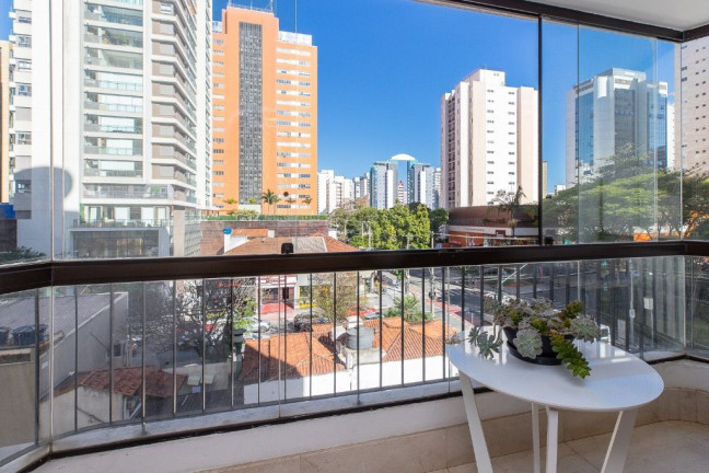 Imagem Apartamento com 3 Quartos à Venda, 120 m² em Moema - São Paulo Imagem Apartamento com 3 Quartos à Venda, 120 m² em Moema - São Paulo