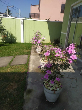 Imagem Casa de Condomínio com 3 Quartos à Venda, 150 m² em Vila Santa Alice - Duque De Caxias