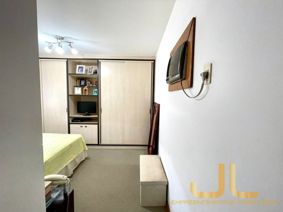 Imagem Imóvel com 3 Quartos à Venda, 148 m² em Vila Nova - Blumenau Imagem Imóvel com 3 Quartos à Venda, 148 m² em Vila Nova - Blumenau