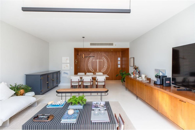 Imagem Apartamento com 2 Quartos à Venda, 117 m² em Itaim Bibi - São Paulo